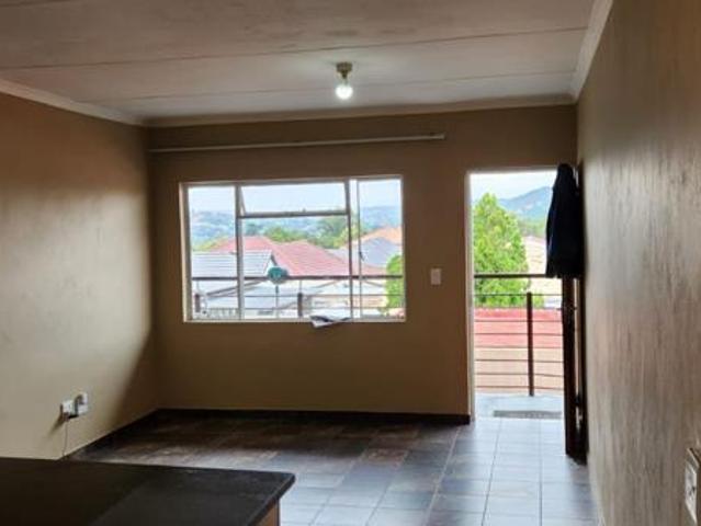 2 Bedroom Apartment in Mondeor