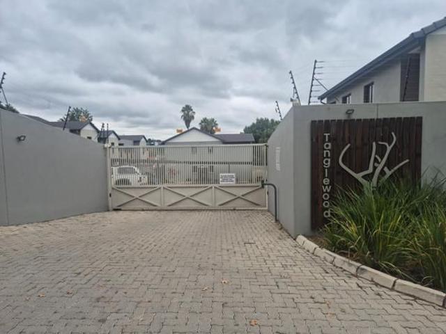 2 Bedroom Apartment in Morningside Manor