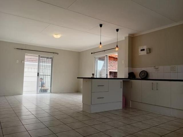 2 Bedroom Apartment in Nahoon Valley
