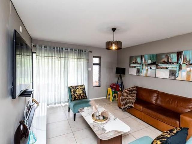 2 Bedroom Apartment in Nahoon Valley Park
