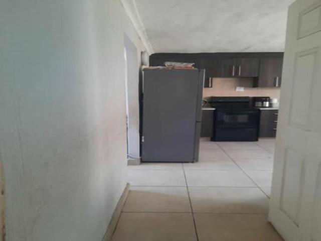 2 Bedroom Apartment in Newlands East