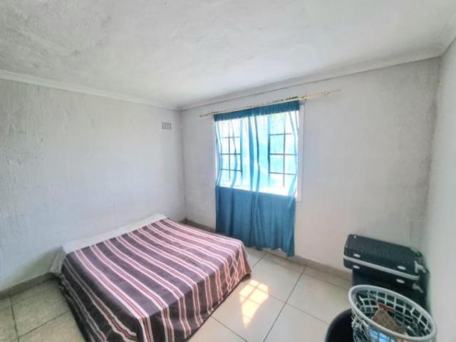 2 Bedroom Apartment in Newlands East