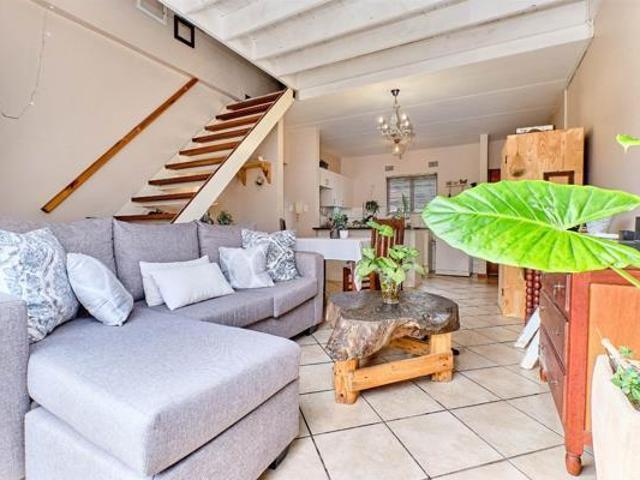 2 Bedroom Apartment in Northwold