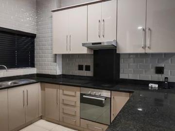 2 Bedroom Apartment in Overport