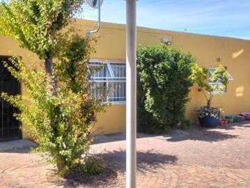 2 Bedroom Apartment in Oakdene