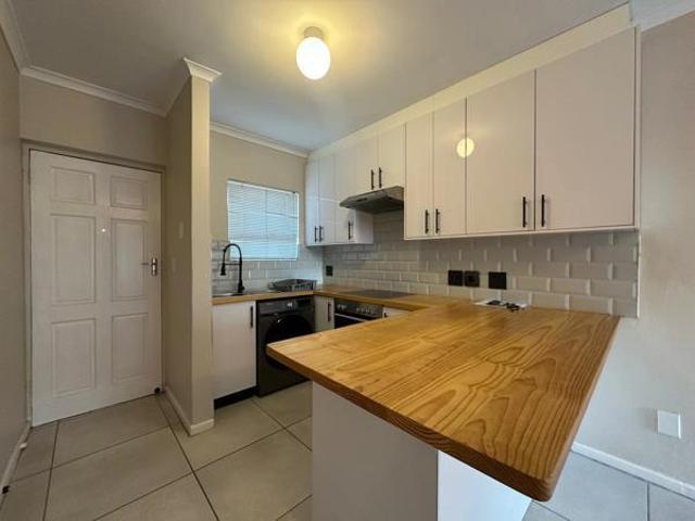 2 Bedroom Apartment in Oakglen