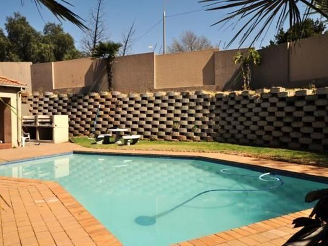 2 Bedroom Apartment in Allens Nek