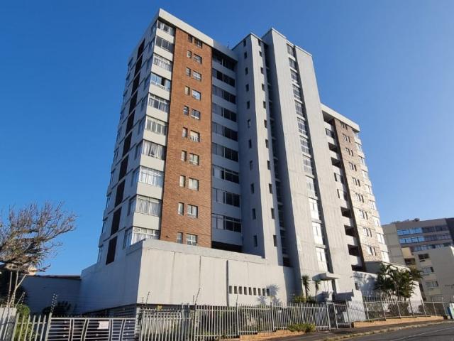 2 Bedroom Apartment in Amanzimtoti