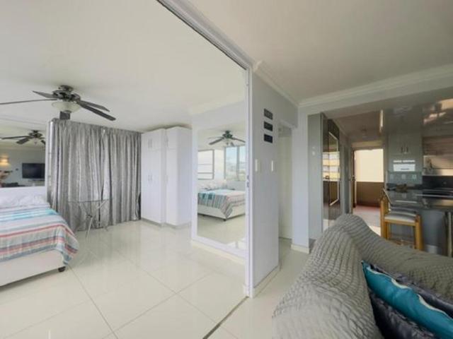 2 Bedroom Apartment in Amanzimtoti