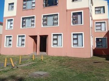 2 Bedroom Apartment in Amalinda
