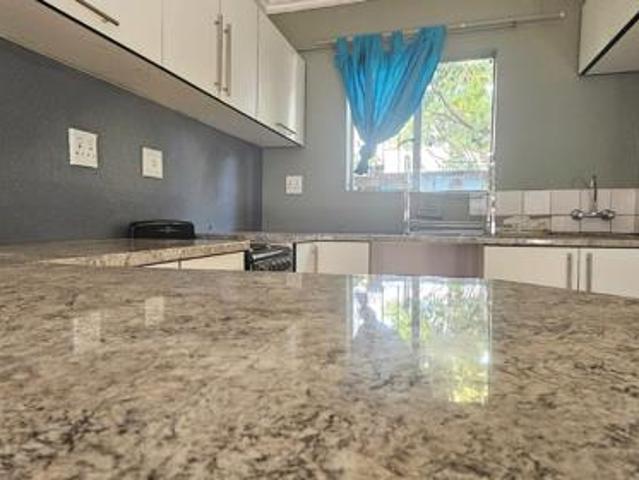 2 Bedroom Apartment in Annadale