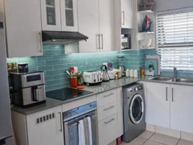 2 Bedroom Apartment in Ballito Central