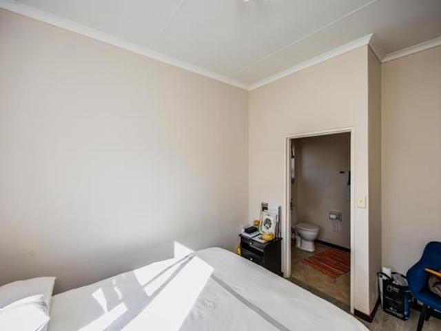 2 Bedroom Apartment in Beacon Bay