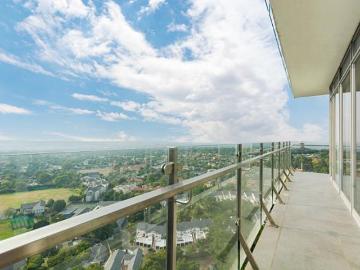 2 Bedroom Apartment in Benmore Gardens