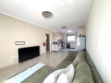 2 Bedroom Apartment in Bendor