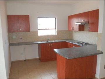 2 Bedroom Apartment in Bonaero Park