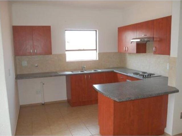 2 Bedroom Apartment in Bonaero Park