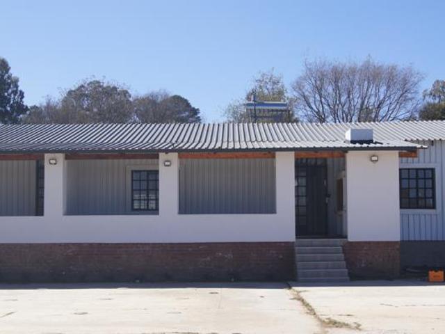 2 Bedroom Apartment in Boschkop AH