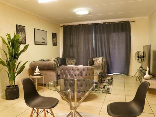 2 Bedroom Apartment in Bryanston