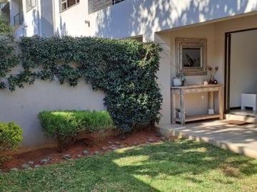 2 Bedroom Apartment in Bryanston