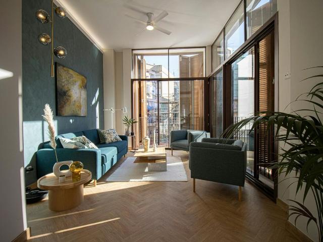 2 Bedroom Apartment in City Center, Valencia Amsterdam Apartments for Rent