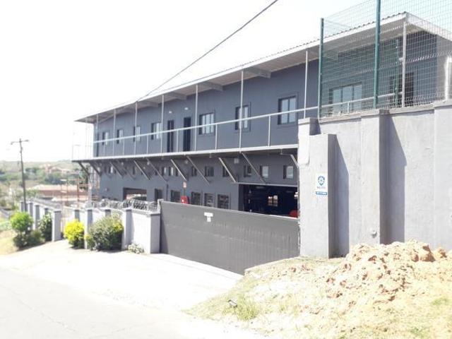 2 Bedroom Apartment in Clare Estate