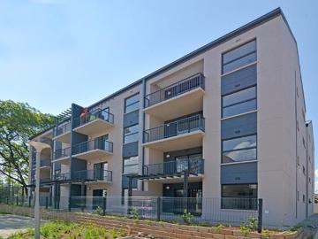 Apartment to rent in Clubview East - Balcony