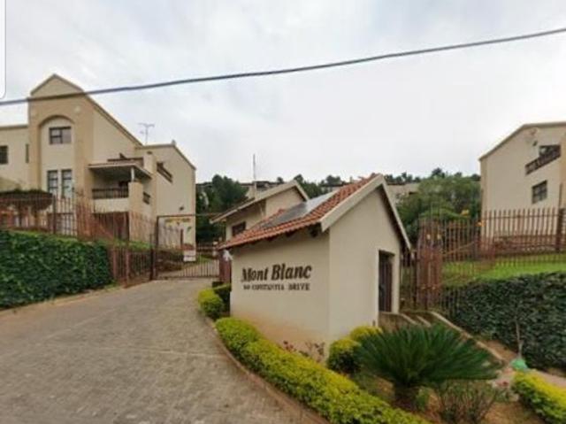 2 Bedroom Apartment in Constantia Kloof