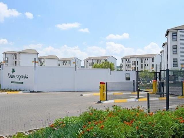 2 Bedroom Apartment in Cosmo City