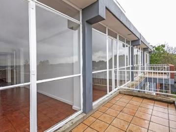 2 Bedroom Apartment in Craighall Park