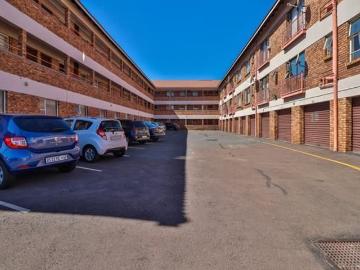 2 Bedroom Apartment in Croydon