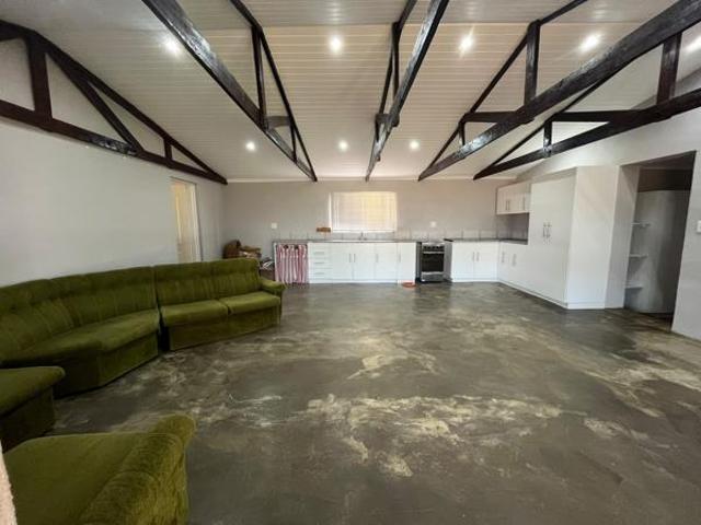 2 Bedroom Apartment in Douglas