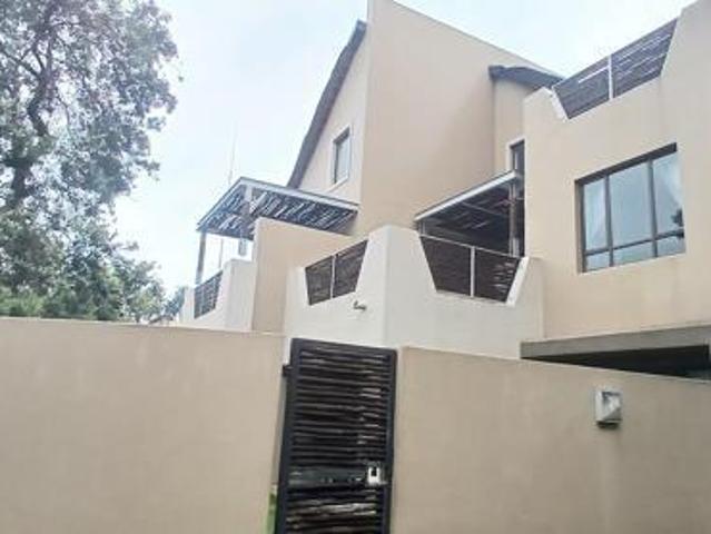 2 Bedroom Apartment in Douglasdale