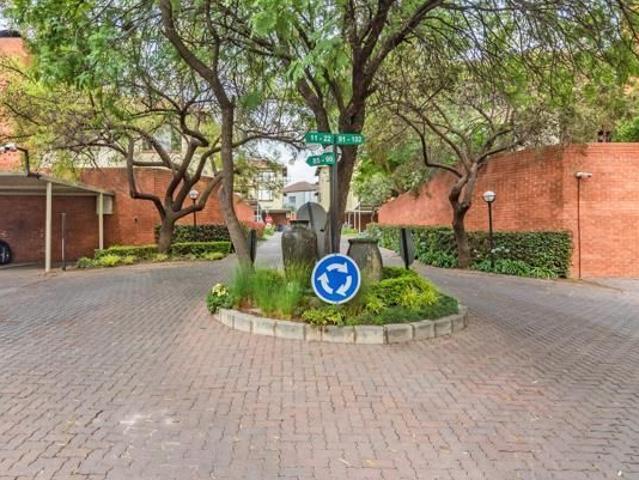 2 Bedroom Apartment in Douglasdale