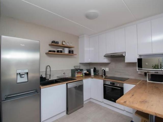2 Bedroom Apartment in Ferndale