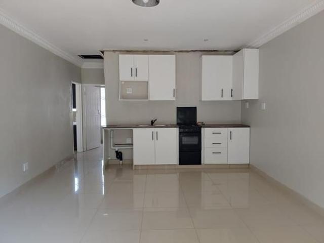 2 Bedroom Apartment in Ferndale