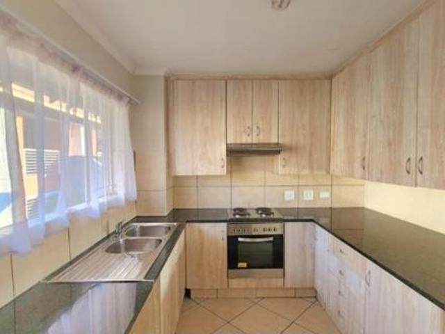 2 Bedroom Apartment in Florida Glen