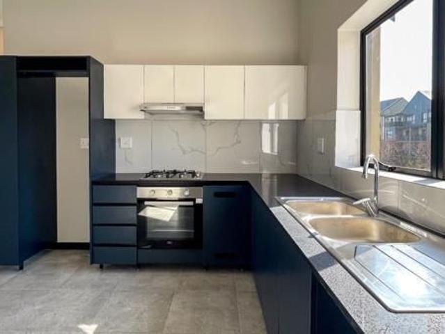 2 Bedroom Apartment in Fourways