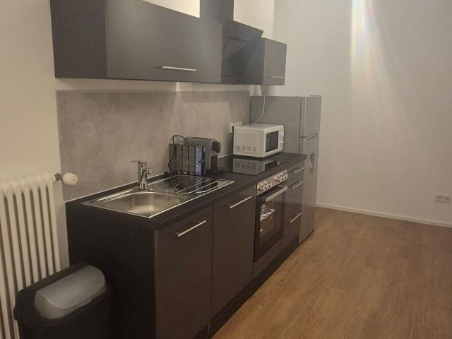 2 Bedroom Apartment in Frankfurt, Frankfurt Amsterdam Apartments for Rent
