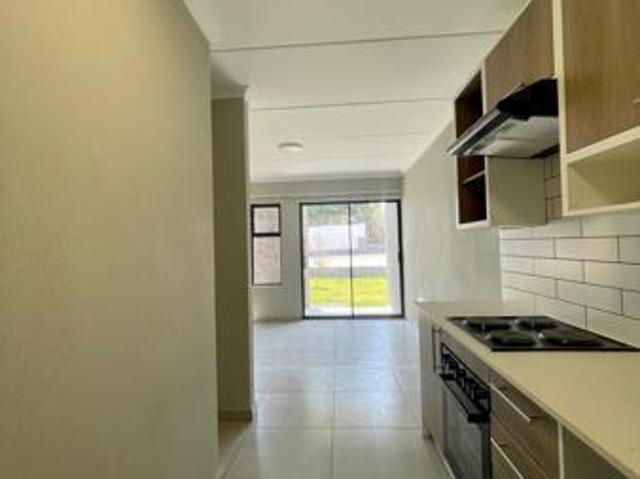 2 Bedroom Apartment in Glen Marais