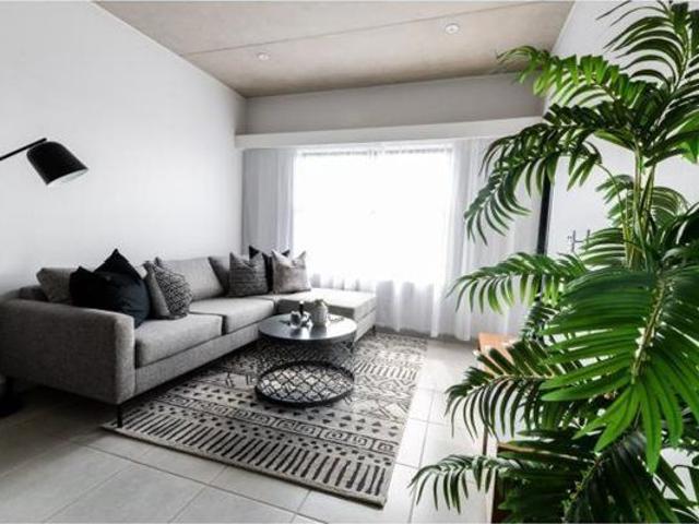 2 Bedroom Apartment in Glen Marais