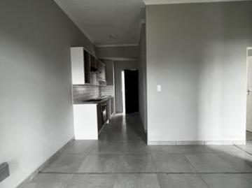 2 Bedroom Apartment in Glen Marais