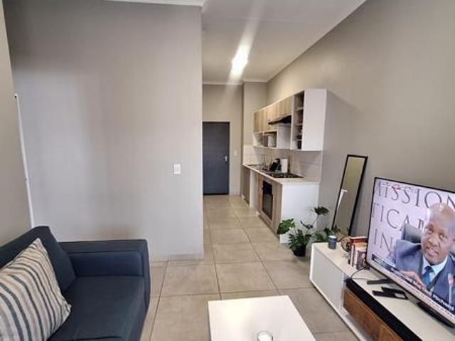 2 Bedroom Apartment in Glen Marais