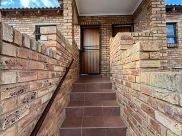 2 Bedroom Apartment in Grobler Park