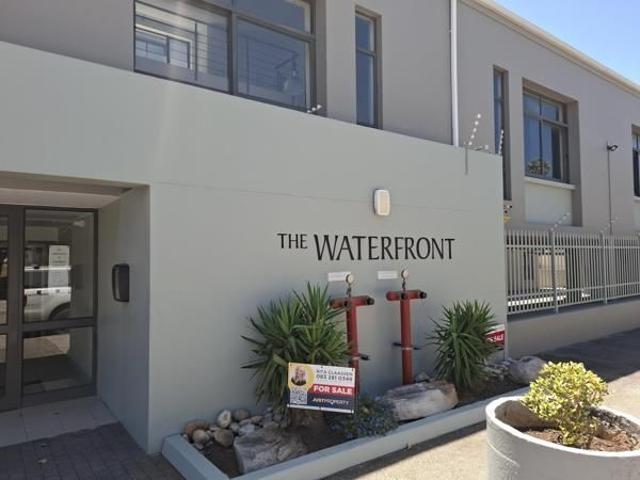 2 Bedroom Apartment in Humewood
