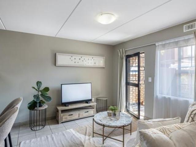 2 Bedroom Apartment in Hennopspark