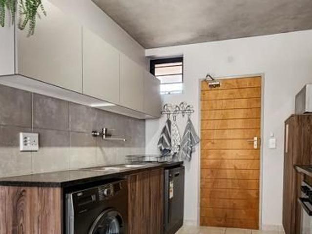 2 Bedroom Apartment in Honeydew