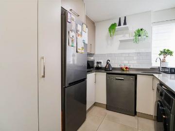 2 Bedroom Apartment in Island View