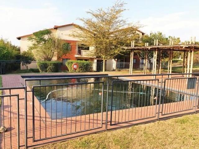 2 Bedroom Apartment in Jackal Creek Golf Estate