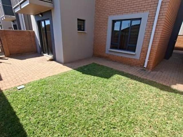 2 Bedroom Apartment in Kameeldrift East